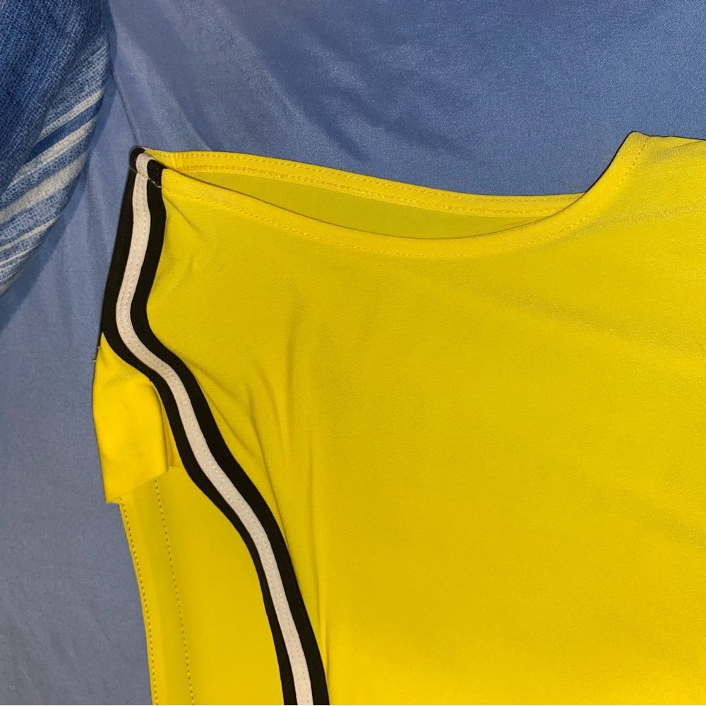 Shirt - Picture 2 of 3